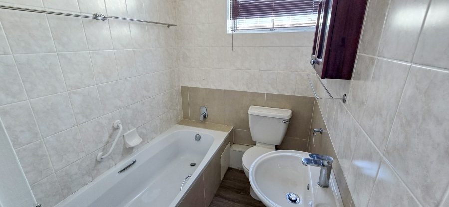 3 Bedroom Property for Sale in Plettenberg Bay Central Western Cape